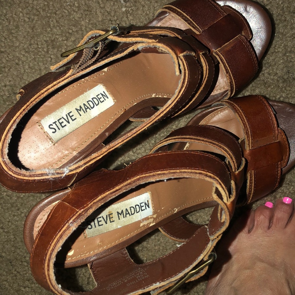 Steve Madden - Picture 2 of 4
